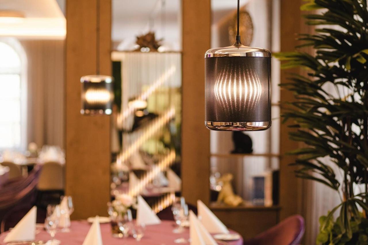 Hotel Merkur 3*